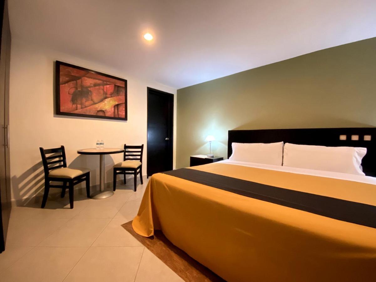 Hotel Escala Puebla Centro Ngoại thất bức ảnh