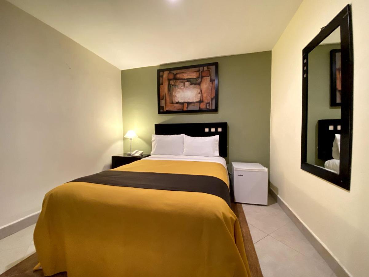 Hotel Escala Puebla Centro Ngoại thất bức ảnh